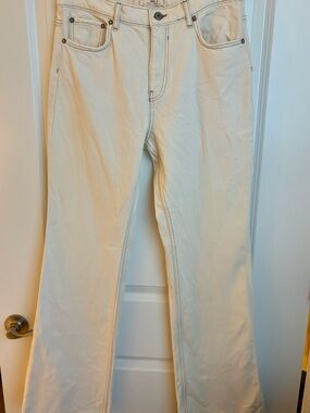 Free People Women’s White Jeans - Size 30